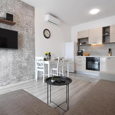 The Grey Apartment 扎达尔 外观 照片