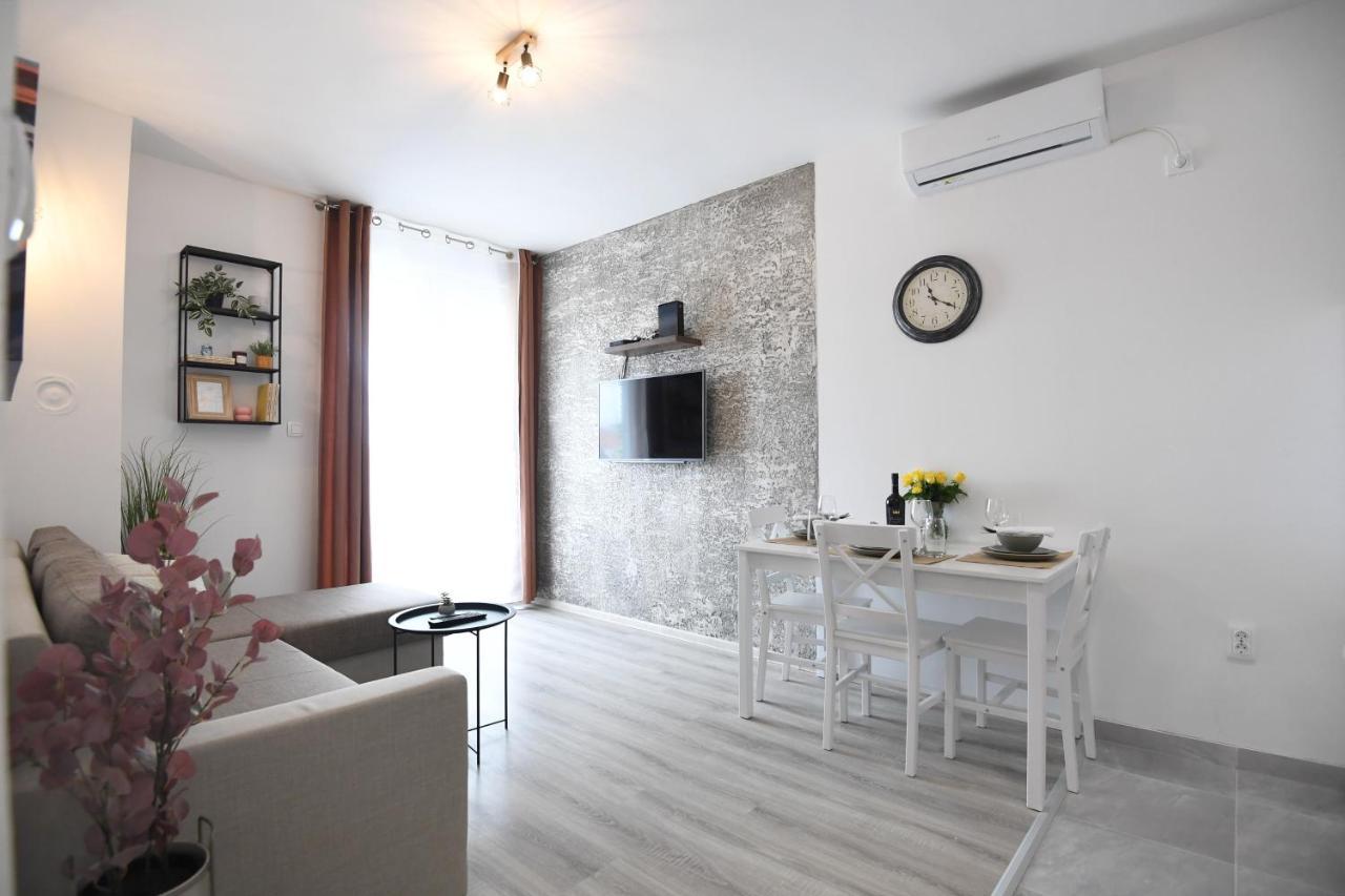 The Grey Apartment 扎达尔 外观 照片